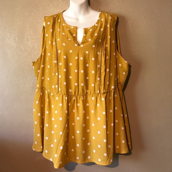 Lane Bryant Tops - 💥1/2 Off Sale💥LB mustard color polka dotted top
